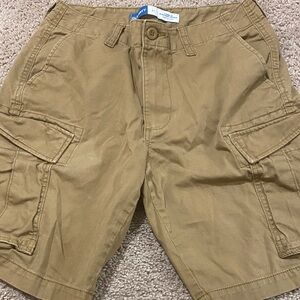 Old Navy Men's Tan Cargo Shorts